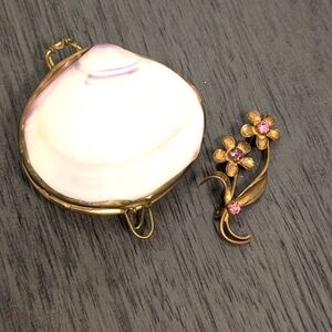 Vintage Elegant Brass Clam Shell Ring Box and Floral Brass Brooch
